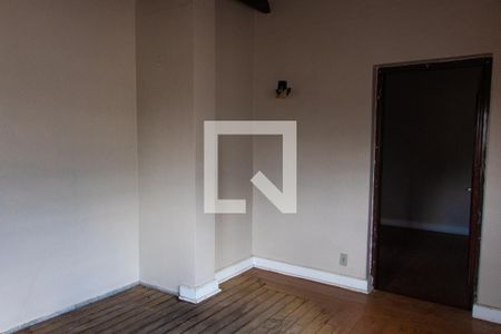 Casa à venda com 561m², 5 quartos e 5 vagasQUARTO 5