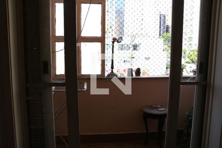 Apartamento à venda com 115m², 1 quarto e sem vagaSacada