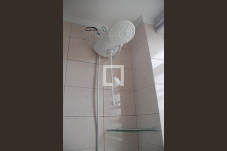 Apartamento para alugar com 80m², 2 quartos e 1 vagaDetalhe do banheiro