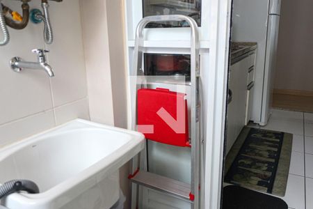 Apartamento à venda com 65m², 2 quartos e 1 vagaÁrea de Serviço