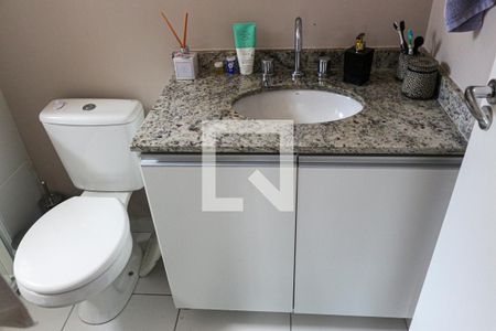 Apartamento à venda com 65m², 2 quartos e 1 vagaBanheiro da Suíte