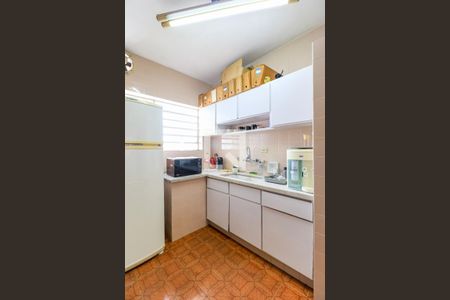 Casa para alugar com 110m², 3 quartos e 2 vagasCozinha