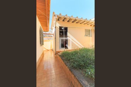 Casa para alugar com 110m², 3 quartos e 2 vagasQuintal