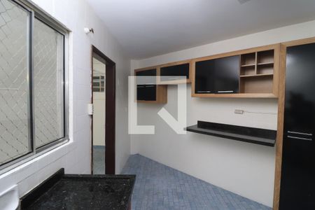Apartamento para alugar com 90m², 2 quartos e sem vagaCozinha