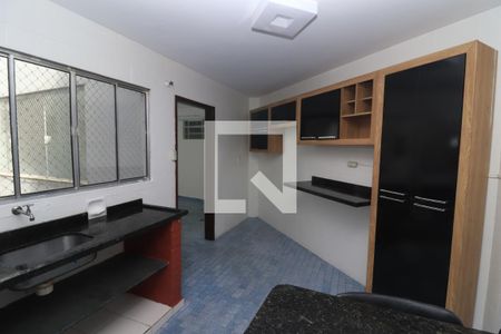 Apartamento para alugar com 90m², 2 quartos e sem vagaCozinha