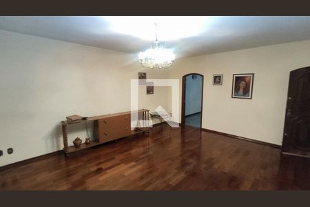 Sala de casa para alugar com 3 quartos, 150m² em Jardim Messina, Jundiaí