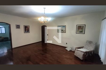 Sala de casa para alugar com 3 quartos, 150m² em Jardim Messina, Jundiaí