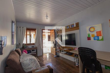 Sala de casa à venda com 2 quartos, 55m² em Olaria, Canoas
