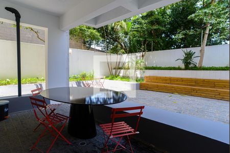 Apartamento para alugar com 32m², 1 quarto e sem vagaÁrea comum - Churrasqueira