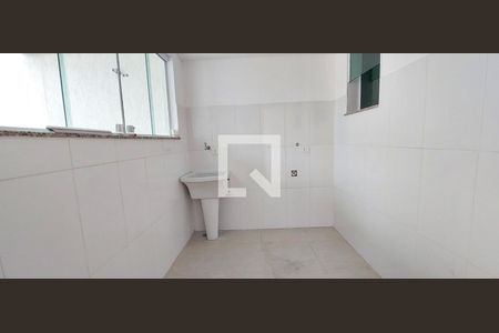 Casa à venda com 250m², 4 quartos e 4 vagas Casa à venda com 250m², 4 quartos e 4 vagasÁrea de Serviço