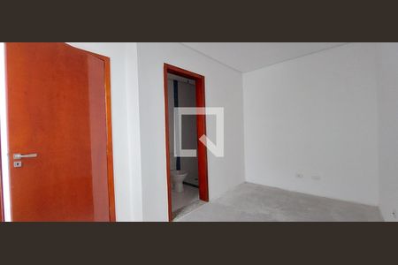 Casa à venda com 250m², 4 quartos e 4 vagas Casa à venda com 250m², 4 quartos e 4 vagasQuarto 2 suíte