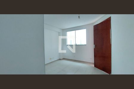 Casa à venda com 250m², 4 quartos e 4 vagas Casa à venda com 250m², 4 quartos e 4 vagasQuarto 4 suíte