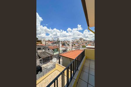 Sacada de casa para alugar com 3 quartos, 100m² em Chora Menino, São Paulo