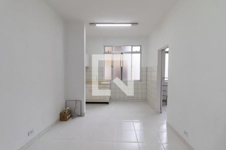 Sala/Cozinha de apartamento para alugar com 1 quarto, 35m² em Centro, Curitiba