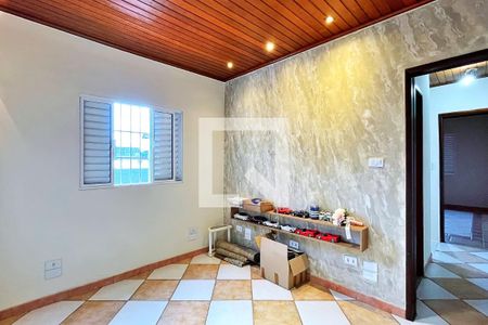 Sala de TV de casa à venda com 2 quartos, 129m² em Vila Galvão, Guarulhos