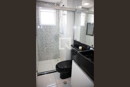 Apartamento à venda com 60m², 2 quartos e 2 vagasBanheiro do Quarto 1