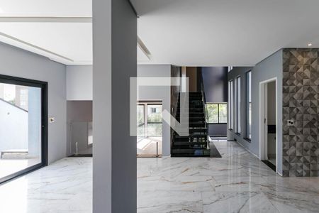 Sala de casa para alugar com 6 quartos, 265m² em Vila Nova Socorro, Mogi das Cruzes