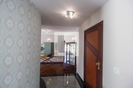 Sala de casa de condomínio para alugar com 5 quartos, 308m² em Alphaville, Santana de Parnaíba