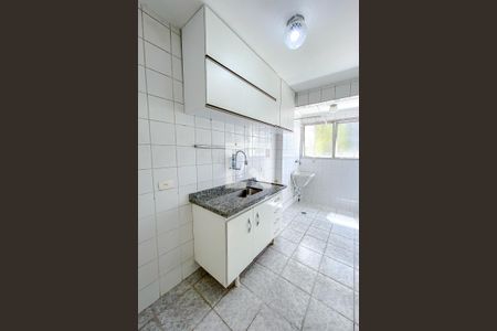 Cozinha de apartamento para alugar com 1 quarto, 32m² em Vila Mariana, São Paulo