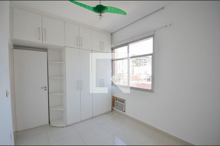 Apartamento à venda com 75m², 2 quartos e 1 vaga Apartamento à venda com 75m², 2 quartos e 1 vagaQuarto