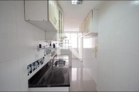 Apartamento à venda com 75m², 2 quartos e 1 vaga Apartamento à venda com 75m², 2 quartos e 1 vagaCozinha
