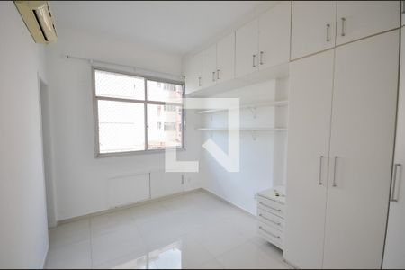 Apartamento à venda com 75m², 2 quartos e 1 vaga Apartamento à venda com 75m², 2 quartos e 1 vagaSuíte