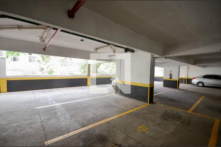 Apartamento à venda com 75m², 2 quartos e 1 vaga Apartamento à venda com 75m², 2 quartos e 1 vagaGaragem