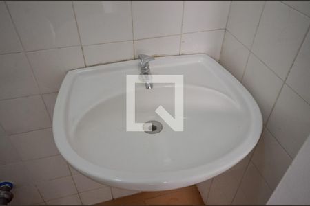 Apartamento à venda com 75m², 2 quartos e 1 vaga Apartamento à venda com 75m², 2 quartos e 1 vagaBanheiro de Serviço