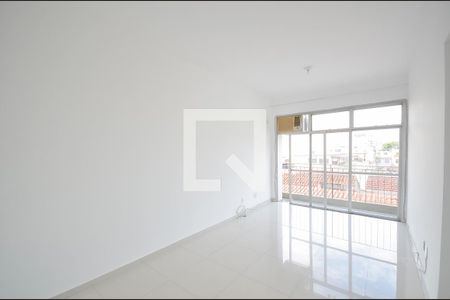 Apartamento à venda com 75m², 2 quartos e 1 vaga Apartamento à venda com 75m², 2 quartos e 1 vagaSala