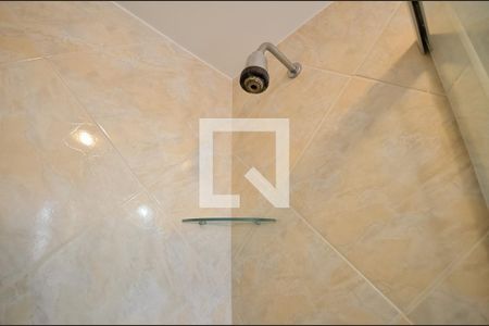 Apartamento à venda com 75m², 2 quartos e 1 vaga Apartamento à venda com 75m², 2 quartos e 1 vagaBanheiro Social