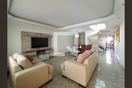 Sala de casa à venda com 3 quartos, 202m² em São José, São Caetano do Sul