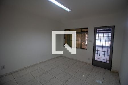 Casa à venda com 4 quartos, 170m² em Penha de França, São Paulo