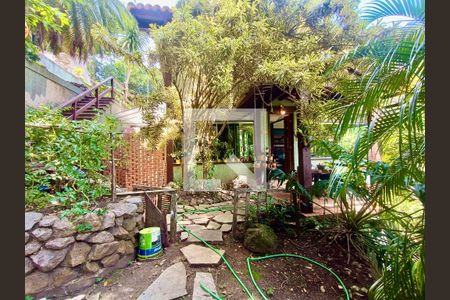 Casa à venda com 1217m², 4 quartos e 4 vagas Casa à venda com 1217m², 4 quartos e 4 vagasárea externa