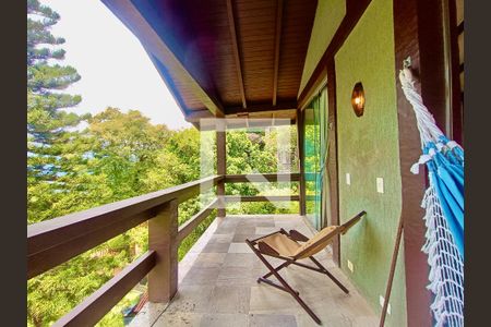 Casa à venda com 1217m², 4 quartos e 4 vagas Casa à venda com 1217m², 4 quartos e 4 vagasVaranda do Quarto 3