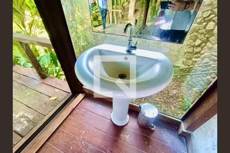 Casa à venda com 1217m², 4 quartos e 4 vagas Casa à venda com 1217m², 4 quartos e 4 vagasBanheiro 5