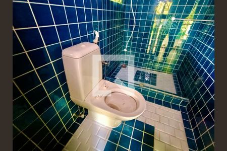 Casa à venda com 1217m², 4 quartos e 4 vagas Casa à venda com 1217m², 4 quartos e 4 vagasBanheiro 5