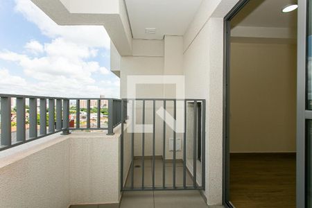 Studio para alugar com 27m², 1 quarto e sem vaga Studio para alugar com 27m², 1 quarto e sem vagaVaranda