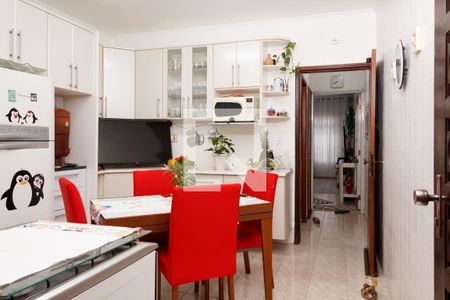 Casa à venda com 151m², 3 quartos e 3 vagasCozinha/Copa