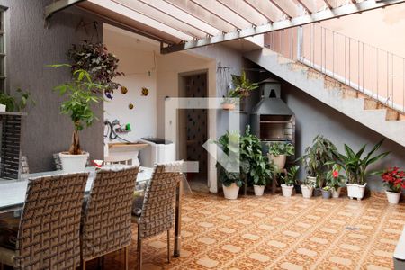 Casa à venda com 151m², 3 quartos e 3 vagasÁrea comum