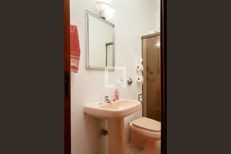 Casa à venda com 151m², 3 quartos e 3 vagasBanheiro 2