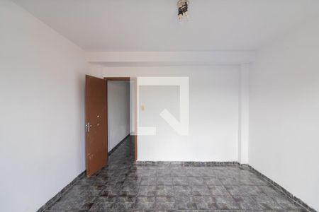 Quarto 1 de casa para alugar com 2 quartos, 70m² em Jardim Ester Yolanda, São Paulo