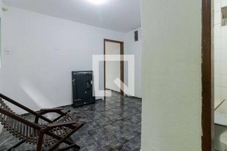 Sala de casa para alugar com 2 quartos, 70m² em Jardim Ester Yolanda, São Paulo