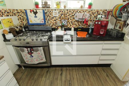 Apartamento à venda com 70m², 2 quartos e 2 vagasCozinha