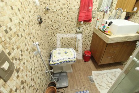 Apartamento à venda com 70m², 2 quartos e 2 vagasBanheiro