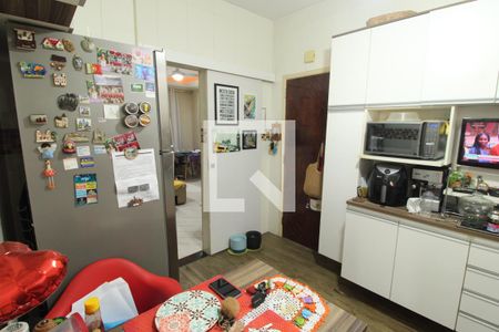 Apartamento à venda com 70m², 2 quartos e 2 vagasCozinha