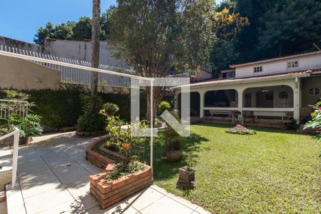 Casa para alugar com 300m², 5 quartos e 3 vagasQuintal