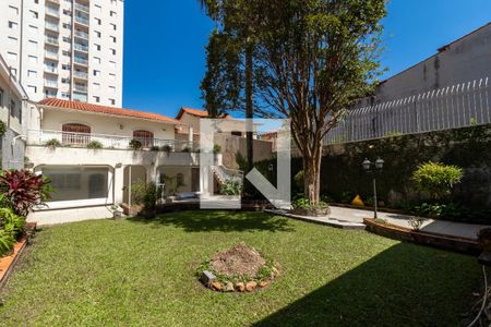 Casa para alugar com 300m², 5 quartos e 3 vagasQuintal