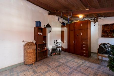 Casa para alugar com 300m², 5 quartos e 3 vagasDepósito