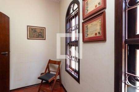 Casa para alugar com 300m², 5 quartos e 3 vagasEscritório