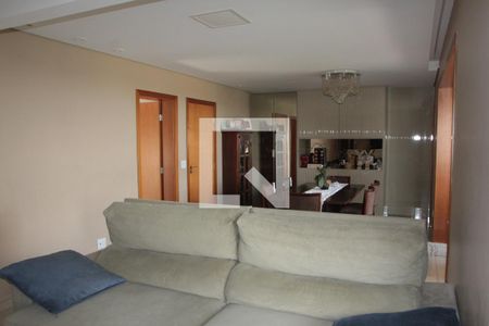 Sala de apartamento para alugar com 5 quartos, 147m² em Ouro Preto, Belo Horizonte